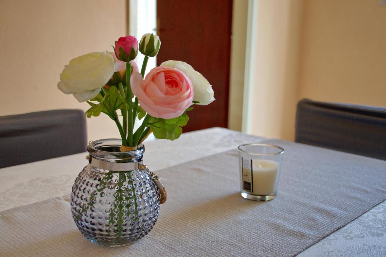 Two Bedroom Apartments Elvira Novalja Ngoại thất bức ảnh