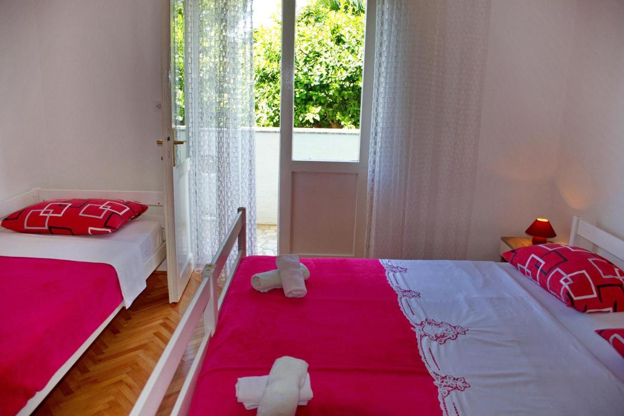 Two Bedroom Apartments Elvira Novalja Ngoại thất bức ảnh