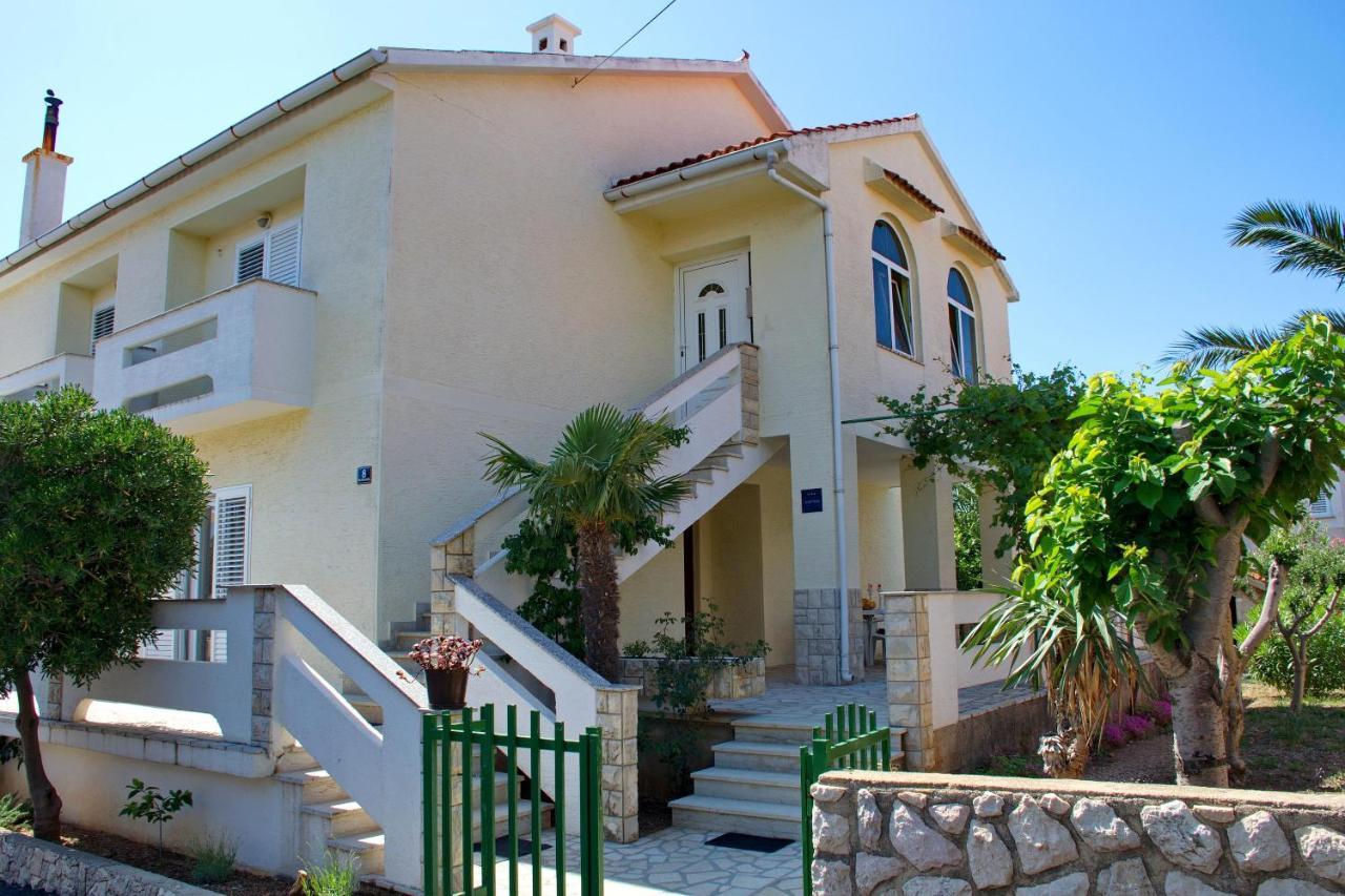 Two Bedroom Apartments Elvira Novalja Ngoại thất bức ảnh