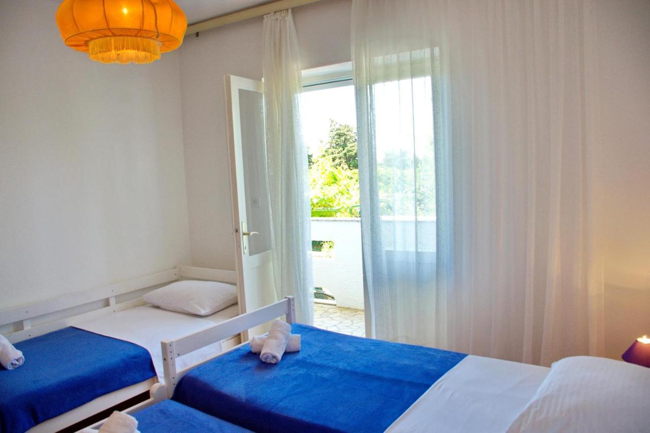 Two Bedroom Apartments Elvira Novalja Ngoại thất bức ảnh