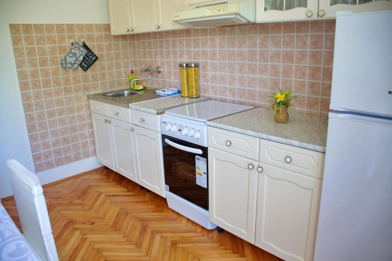 Two Bedroom Apartments Elvira Novalja Ngoại thất bức ảnh